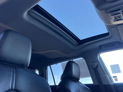 2023 Toyota Highlander - Photo 19