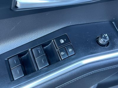2023 Toyota Highlander - Photo 13