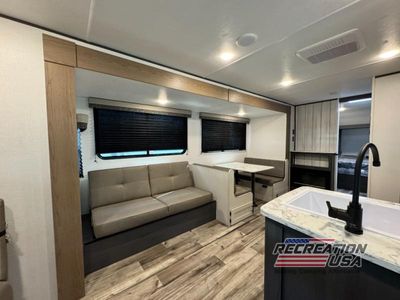 2025 Dutchmen Aspen Trail LE - Photo 9