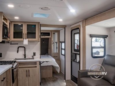 2026 Grand Design Imagine XLS - Photo 14