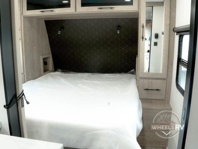 2026 Grand Design Imagine XLS - Photo 18