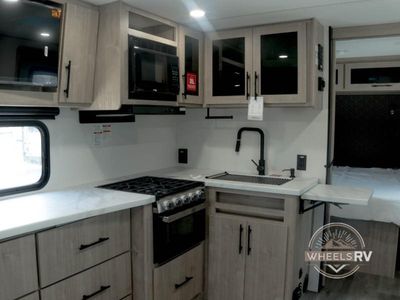 2026 Grand Design Imagine XLS - Photo 15