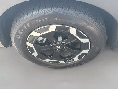 2025 Hyundai Santa Fe — photo 33 view
