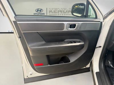 2025 Hyundai Santa Fe — photo 17 view