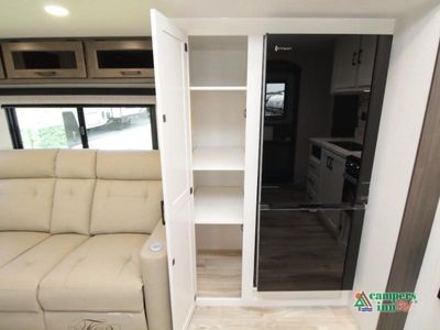 2026 Venture RV SportTrek - Photo 16