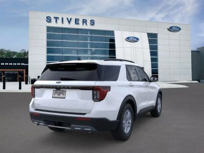 2026 Ford Explorer — photo 8 view
