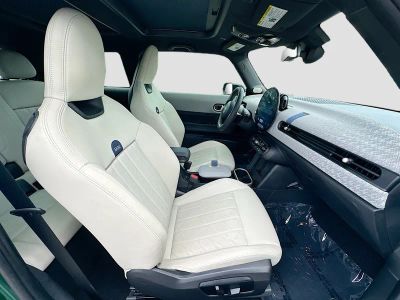2025 MINI Hardtop 2 Door — photo 26 view