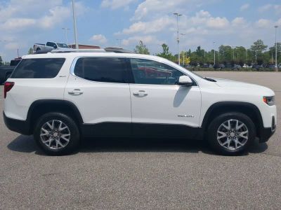 2020 GMC Acadia — rear three-quarter view