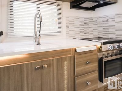 2026 Coachmen Freelander - Photo 11