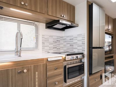 2026 Coachmen Freelander - Photo 10
