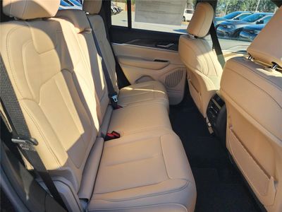 2026 2025 Jeep Grand Cherokee - Photo 7