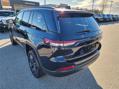 2026 2025 Jeep Grand Cherokee - Photo 3