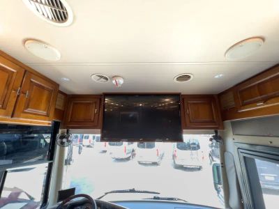 2018 Tiffin ALLEGRO BUS — interior view