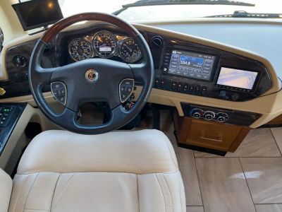 2018 Tiffin ALLEGRO BUS — side profile view