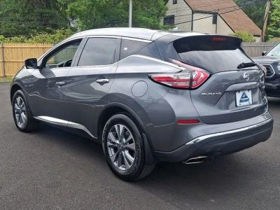 2016 Nissan Murano — interior view