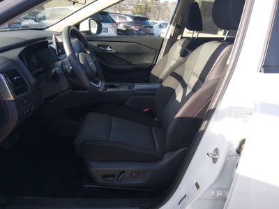 2024 Nissan Rogue - Photo 20