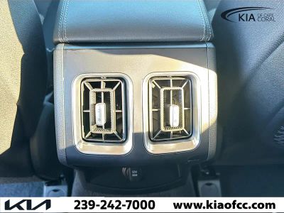 2026 Kia Sorento — photo 19 view