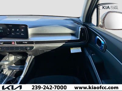 2026 Kia Sorento — photo 17 view