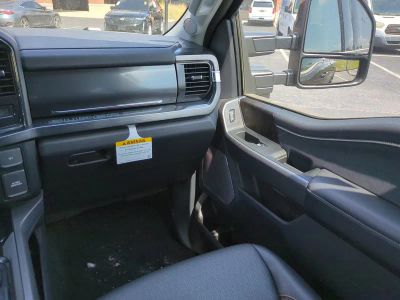 2026 Ford F-250SD — photo 16 view