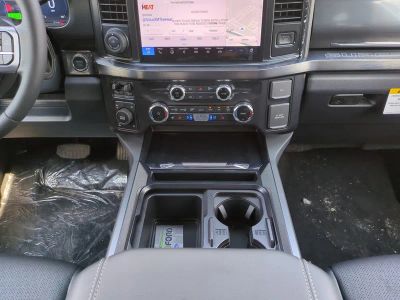 2026 Ford F-250SD — photo 18 view