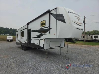 2027 Prime Time RV Crusader — front three-quarter view