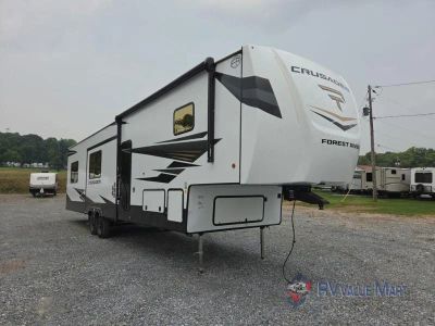 2027 Prime Time RV Crusader — side profile view