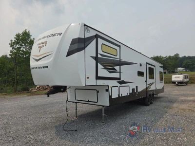 2027 Prime Time RV Crusader — interior view