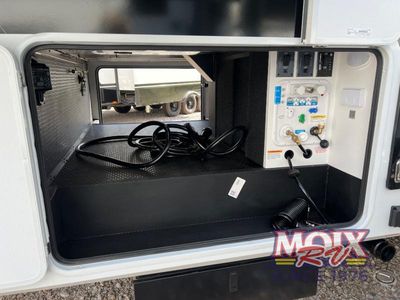 2026 Brinkley Model Z - Photo 15