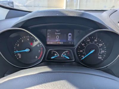 2017 Ford Escape — photo 24 view