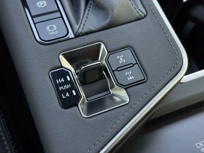 2024 Lexus GX - Photo 43