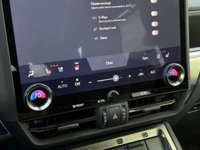 2024 Lexus GX - Photo 39