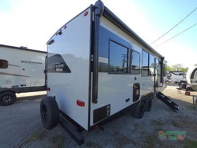 2026 Forest River RV Vibe — photo 7 view