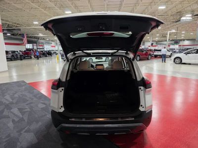 2023 Nissan Rogue — detail view