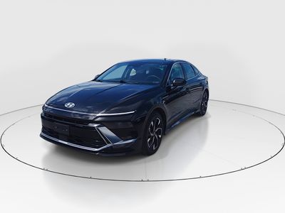 2024 Hyundai Sonata - Photo 3