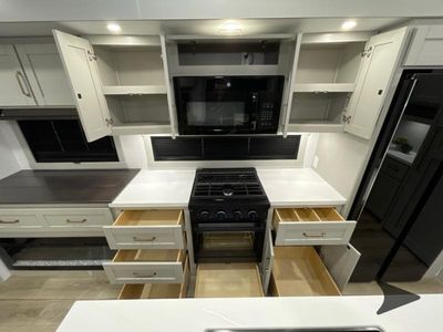2026 Brinkley Model Z - Photo 44