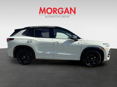 2026 Volkswagen Tiguan — side profile view