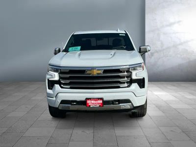 2026 Chevrolet Silverado 1500 — side profile view