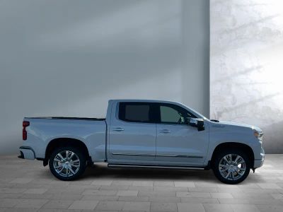 2026 Chevrolet Silverado 1500 — photo 7 view