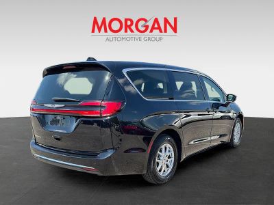 2024 Chrysler Pacifica — rear three-quarter view