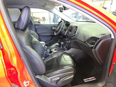 2021 Jeep Cherokee — photo 15 view