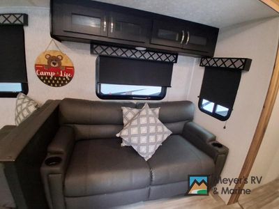 2022 Coachmen RV Freedom Express - Photo 12