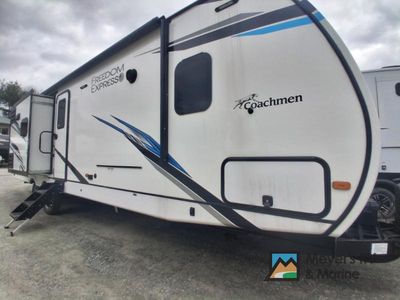 2022 Coachmen RV Freedom Express - Photo 1