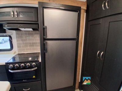 2022 Coachmen RV Freedom Express - Photo 9