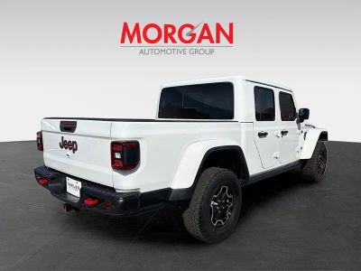 2021 Jeep Gladiator — interior view