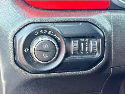 2021 Jeep Gladiator — photo 35 view