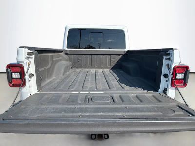 2021 Jeep Gladiator — photo 13 view