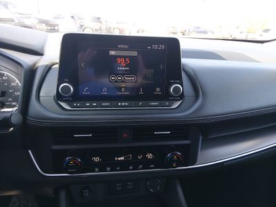 2025 Nissan Rogue - Photo 23