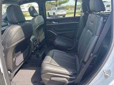 2026 Jeep Grand Cherokee L — photo 42 view