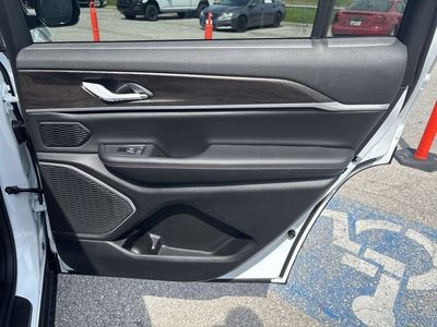 2026 Jeep Grand Cherokee L — photo 45 view