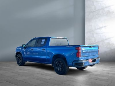 2022 Chevrolet Silverado 1500 — engine compartment view